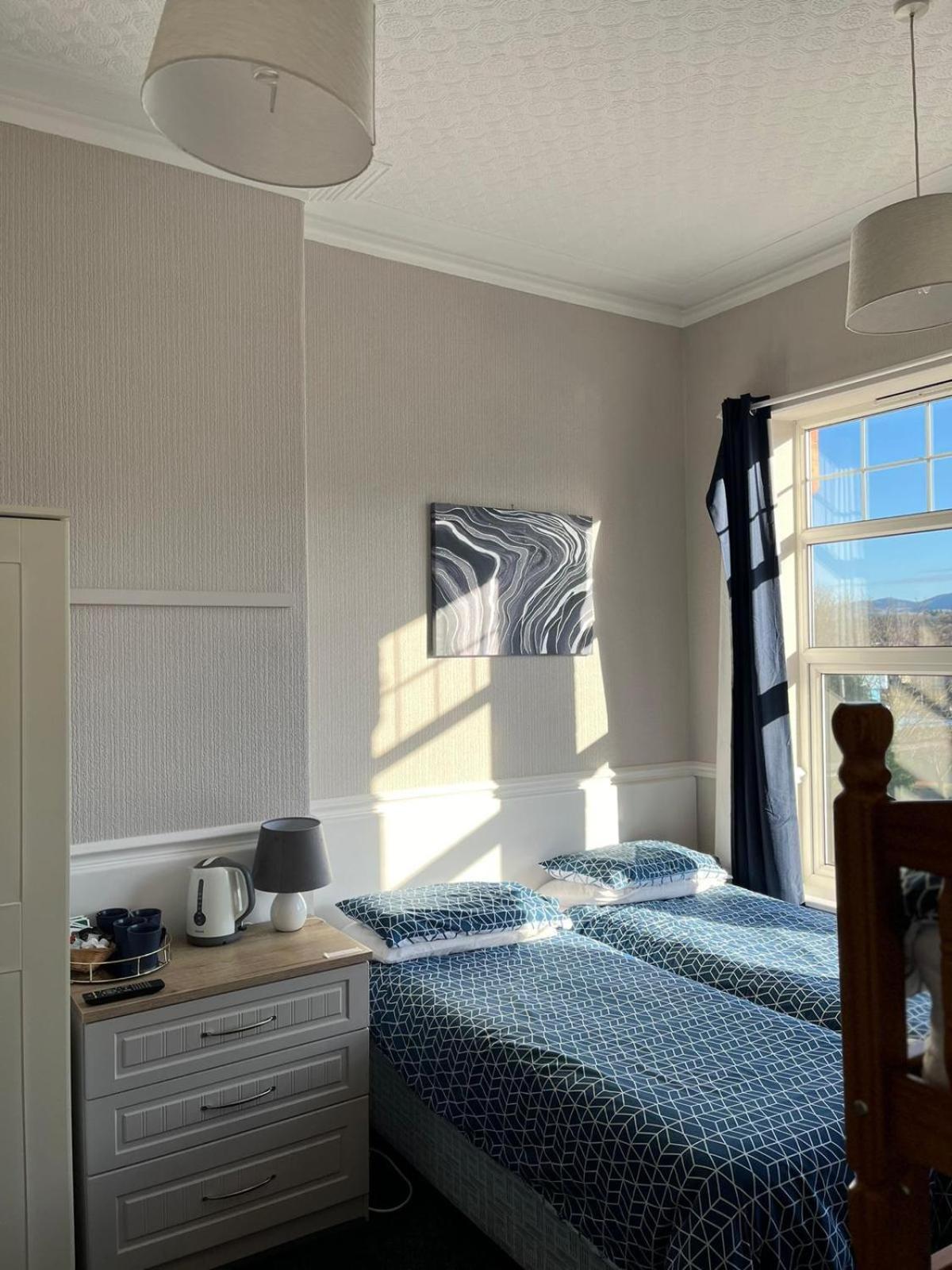 Y Garth Guesthouse Bangor  Esterno foto