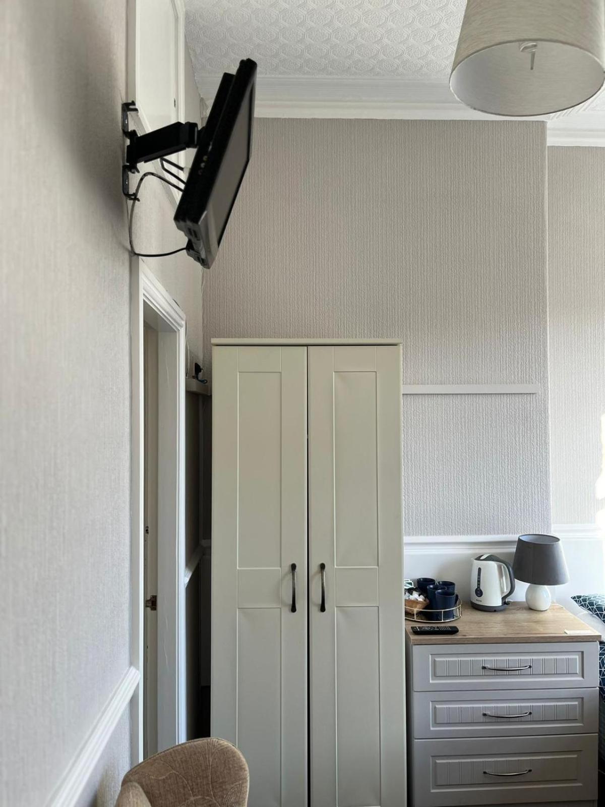 Y Garth Guesthouse Bangor  Esterno foto